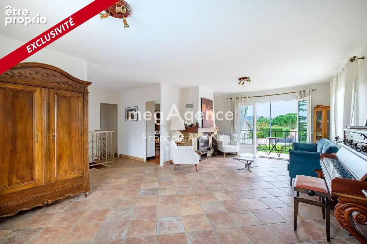 Maison familiale avec piscine au cœur du village - photo 5