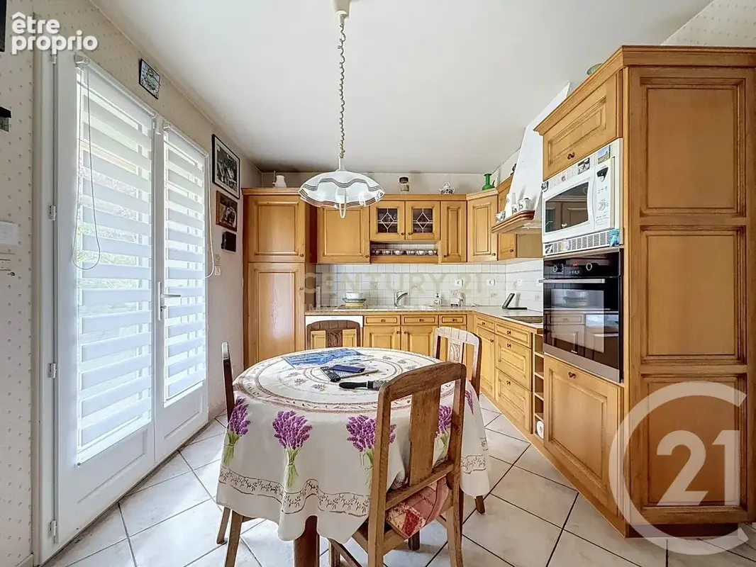 Maison 4 pièces 100 m² à vendre à Villefontaine (38090) - photo 5