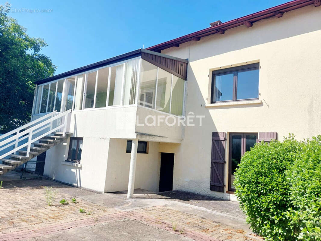 Maison à DOGNEVILLE