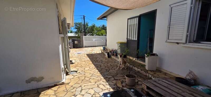 Maison à SAINT-DENIS