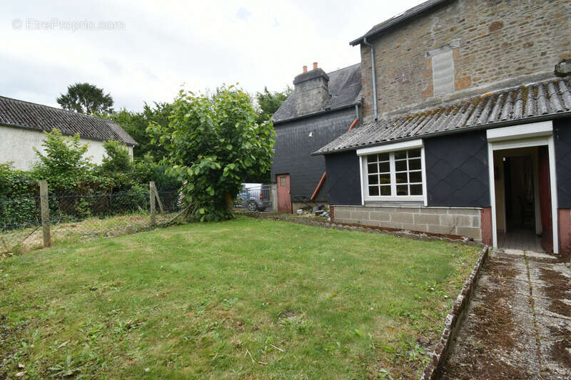 Maison 63 m² à Le Teilleul  - photo 3