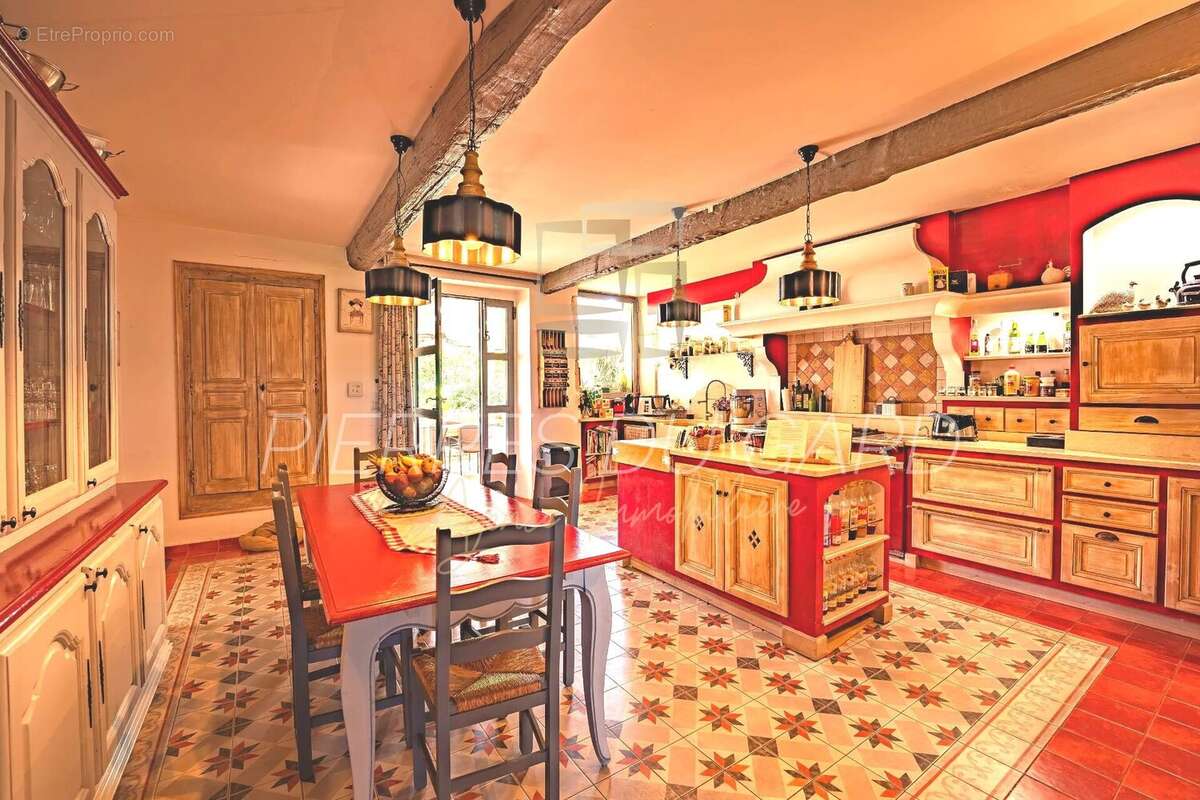 Maison à ROQUEMAURE