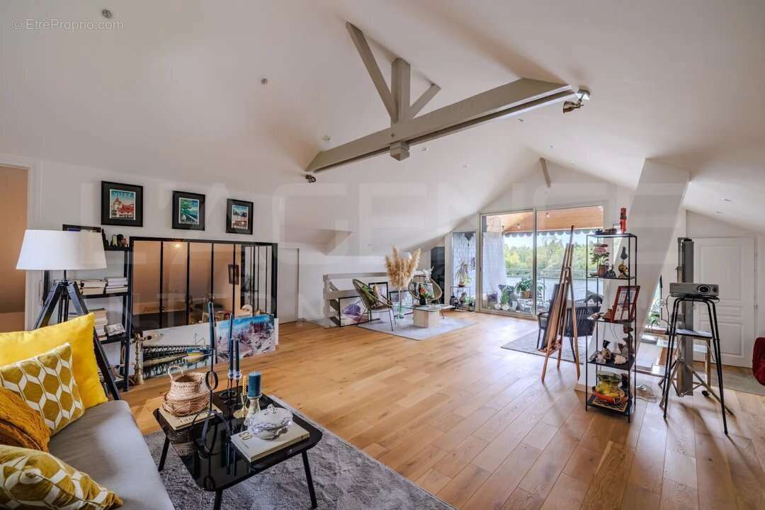 Maison à VAUX-SUR-SEINE