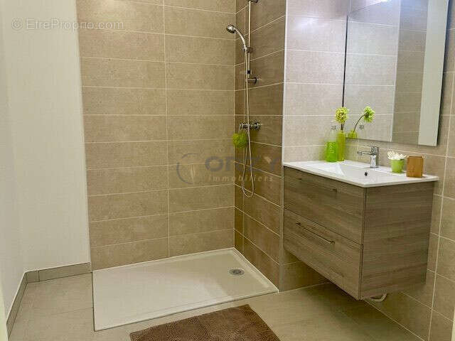 Appartement à CASTELNAU-LE-LEZ