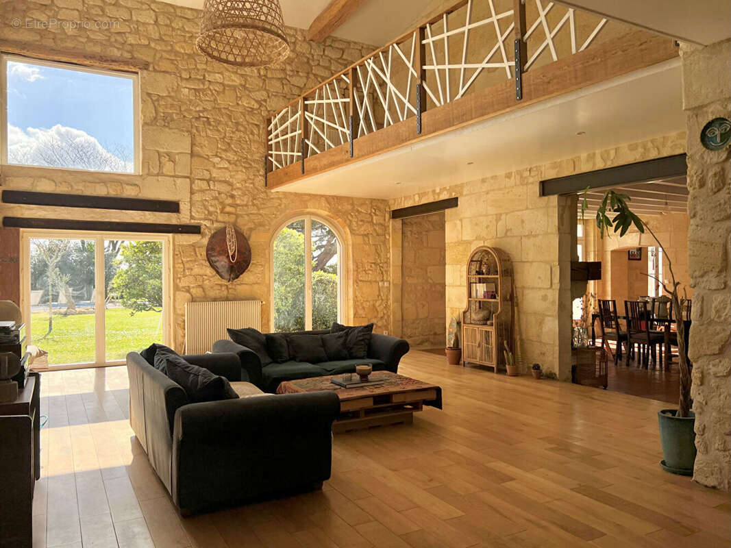 Maison à SAINT-ANDRE-DE-CUBZAC