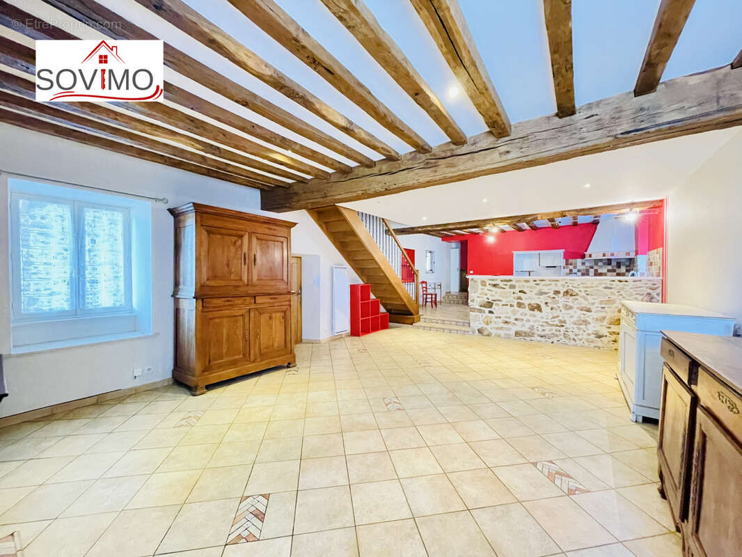 Maison à SAINT-CHRISTOPHE