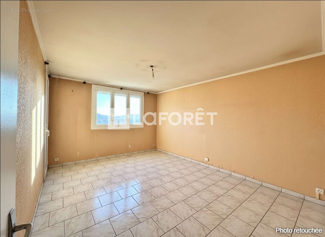 Appartement à MARSEILLE-11E