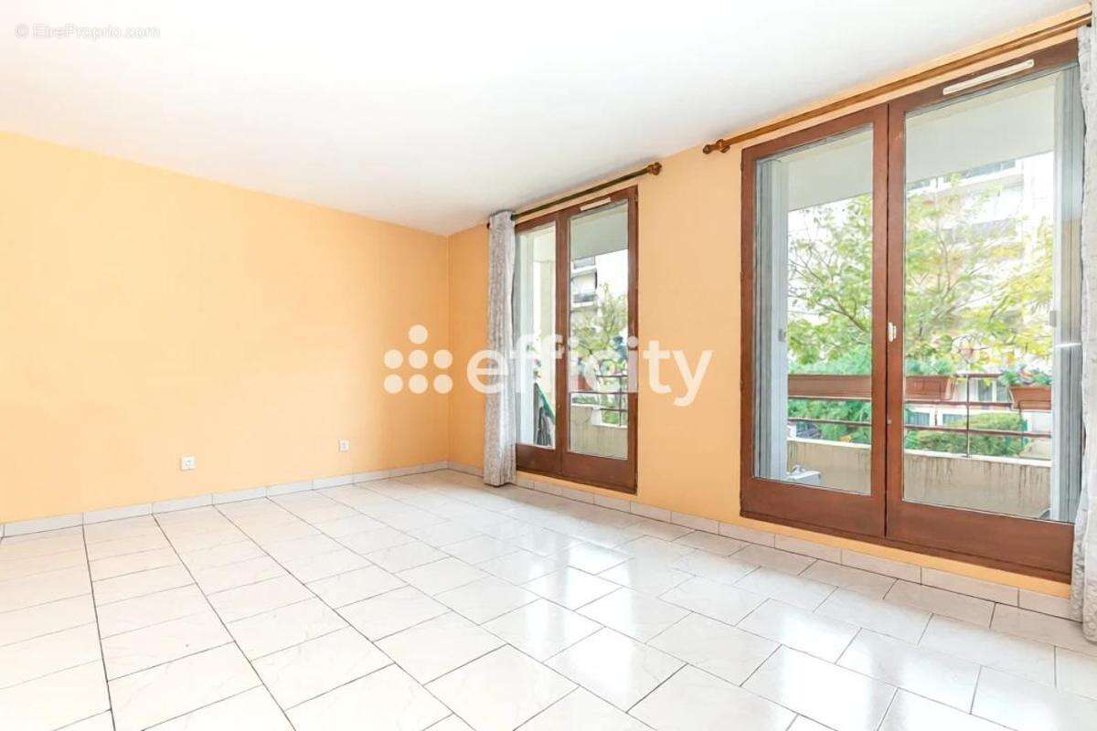 Appartement à BEZONS