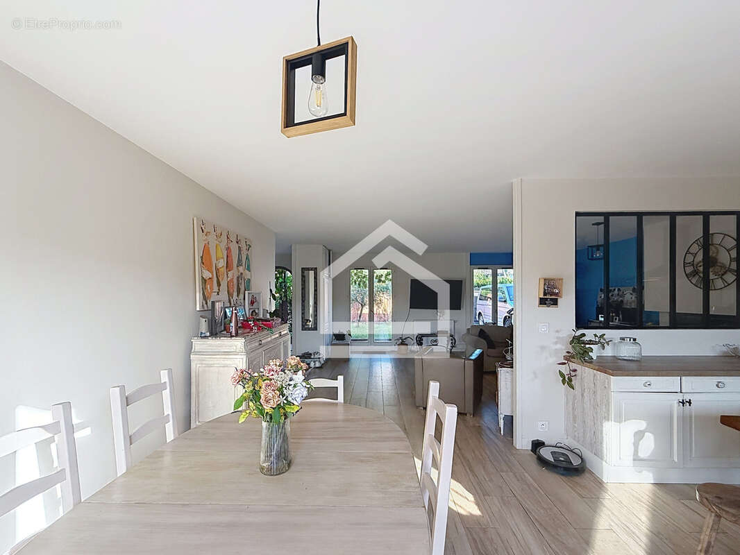 Saint Médard en Jalles - Maison familiale au calme et proche des commodités, avec piscine - photo 3