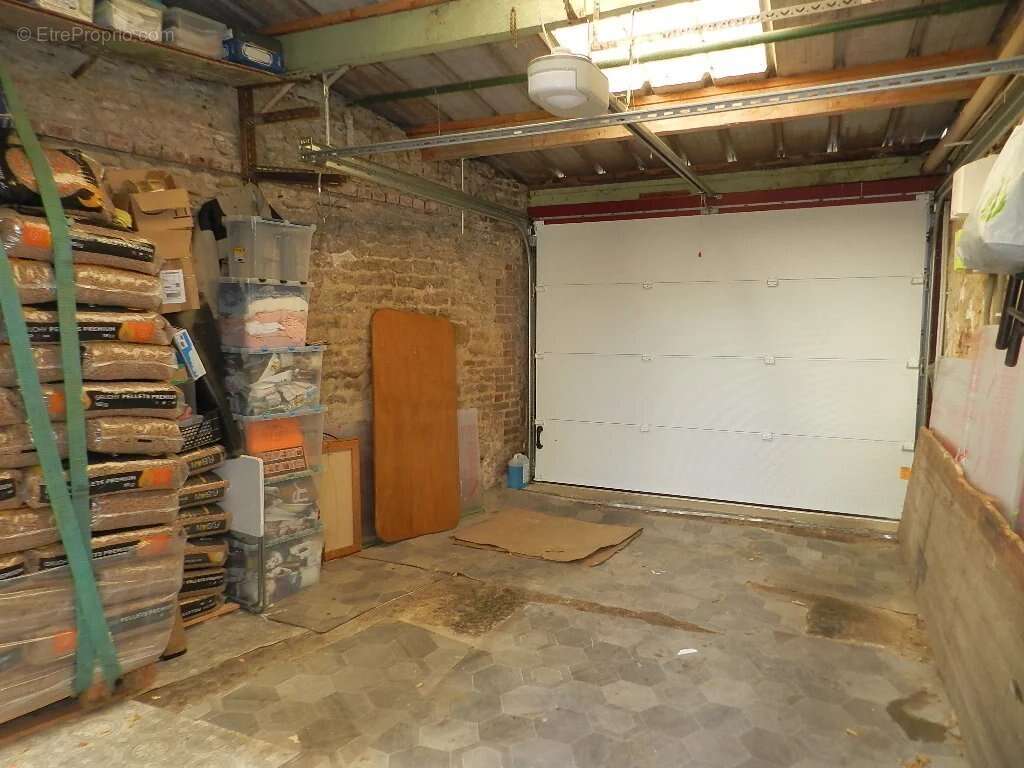 Centre ville, maison entierement restauree avec garage, jardin et jacuzzi. - photo 21