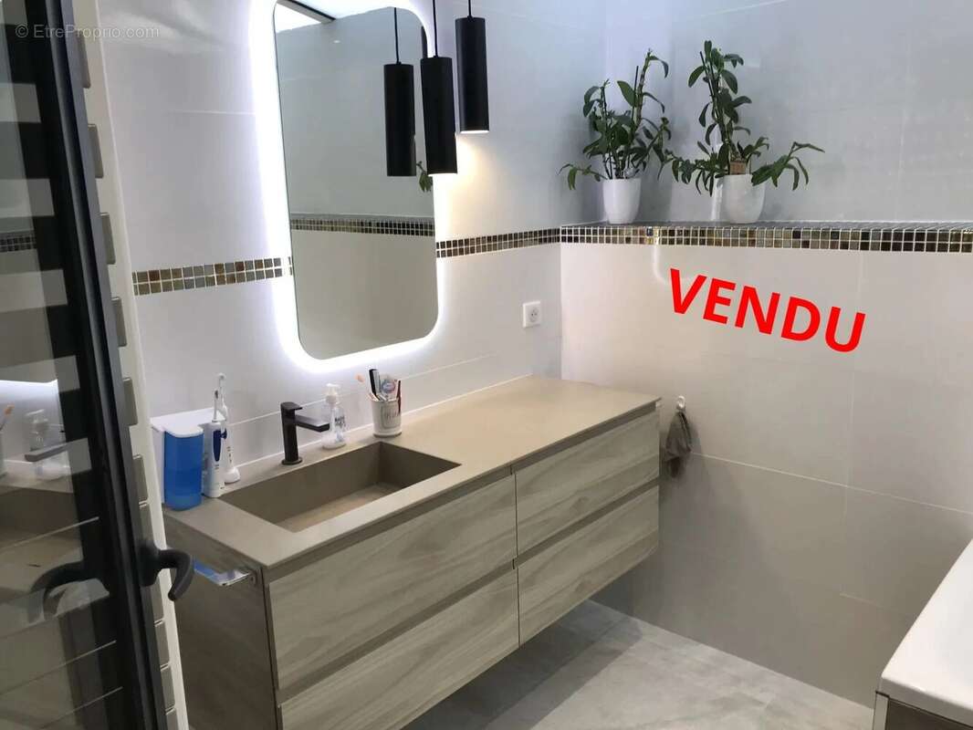 Appartement à SANARY-SUR-MER