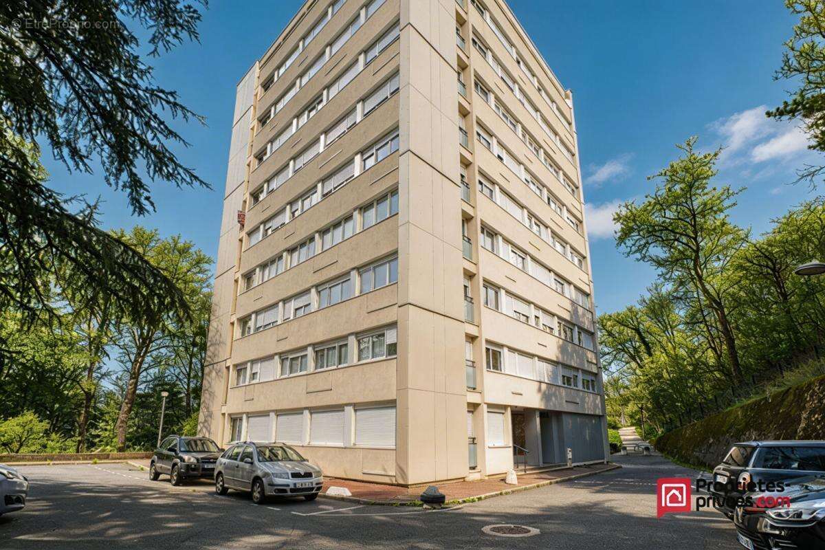 Appartement à LYON-9E