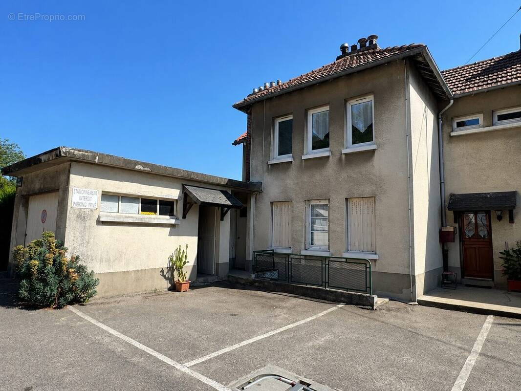 Appartement à CANY-BARVILLE