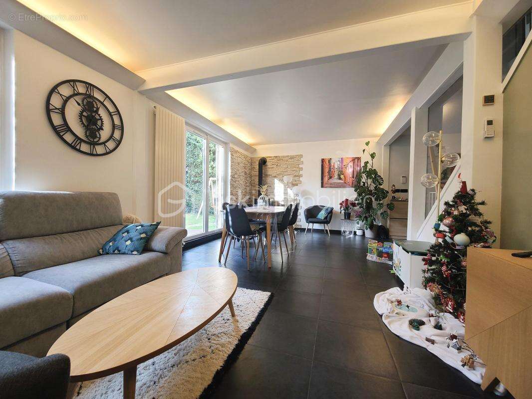 Maison à BOISSY-SOUS-SAINT-YON