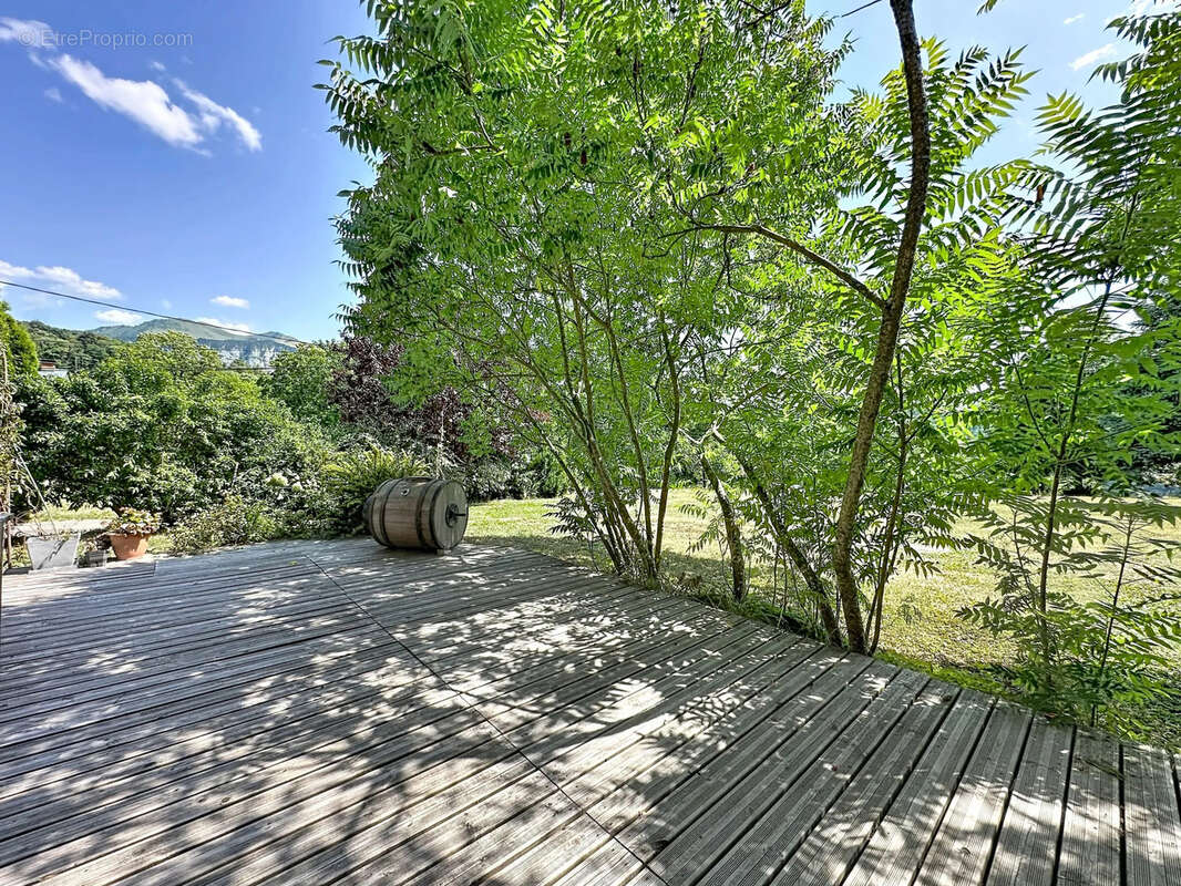 Maison 465 m² à Mieussy  - photo 8