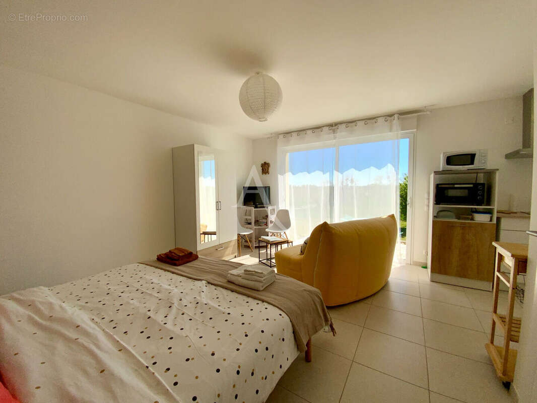 Maison à SAINT-SIMON-DE-BORDES