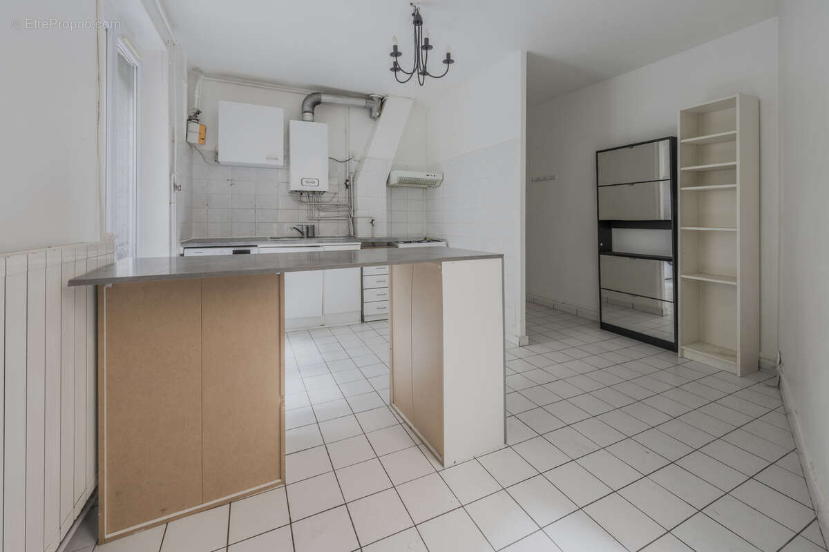 Appartement à PARIS-18E