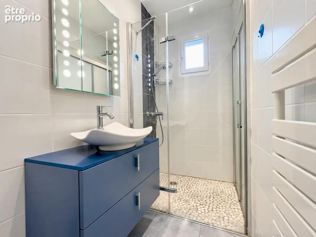Maison T5 132 m² de plain pied avec piscine au calme - photo 13