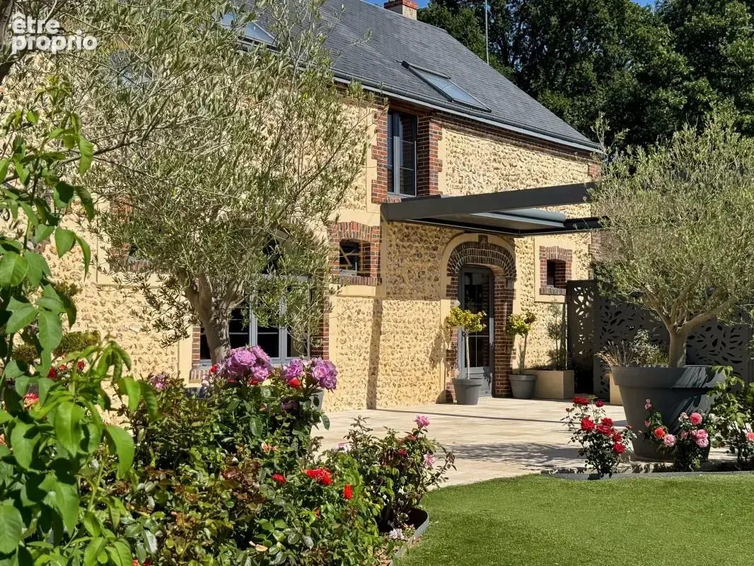 Grange rénovée – plus de 320 m² – marcilly-la-campagne - photo 3