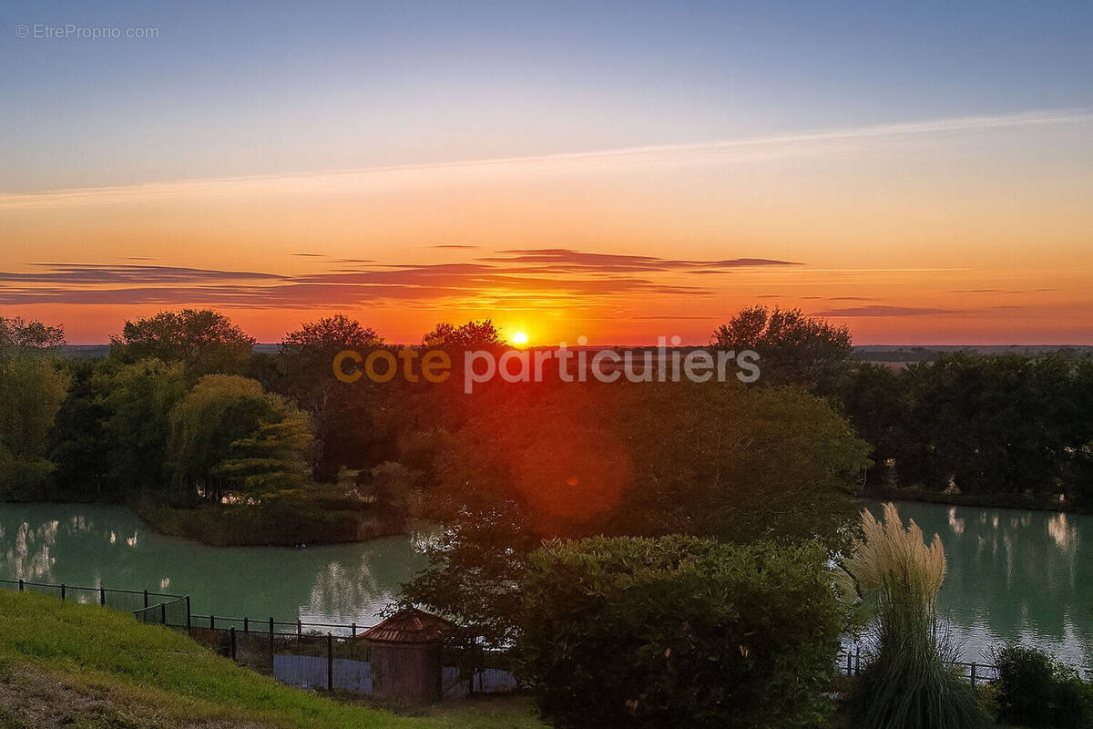 Maison à SAINT-MICHEL-EN-L'HERM
