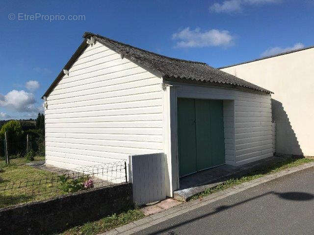 Charmante maison en pierres de 58 m2 habitables, 2 chambres et un garage - photo 9