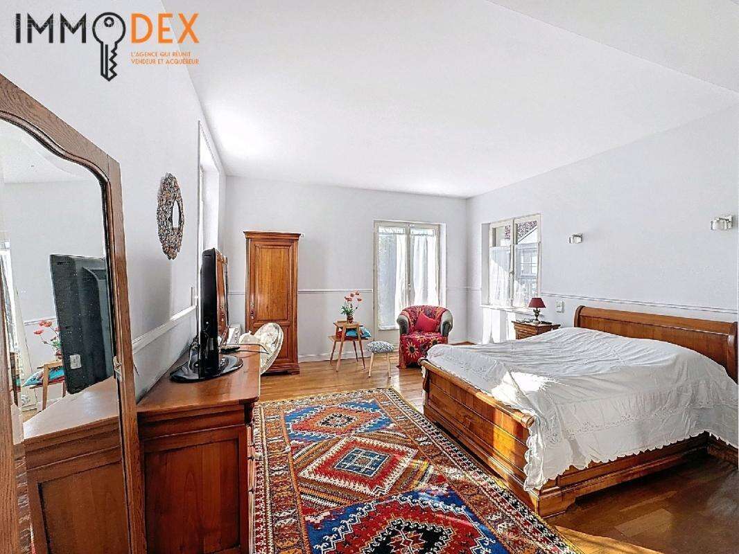 Maison à SAINT-BRICE-COURCELLES