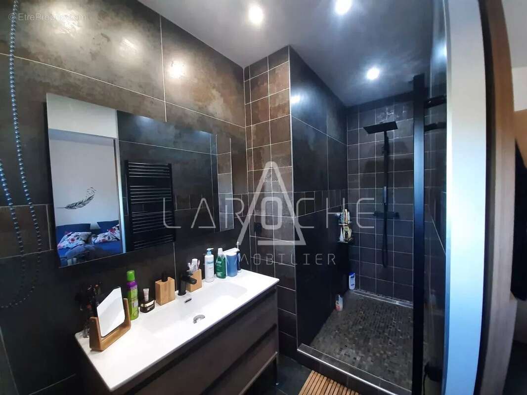 Maison à LAROQUE-DES-ALBERES