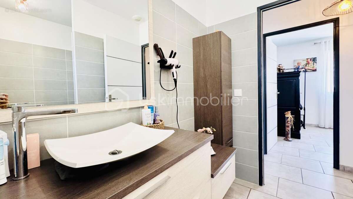 Villa moderne avec grand piscine - photo 8