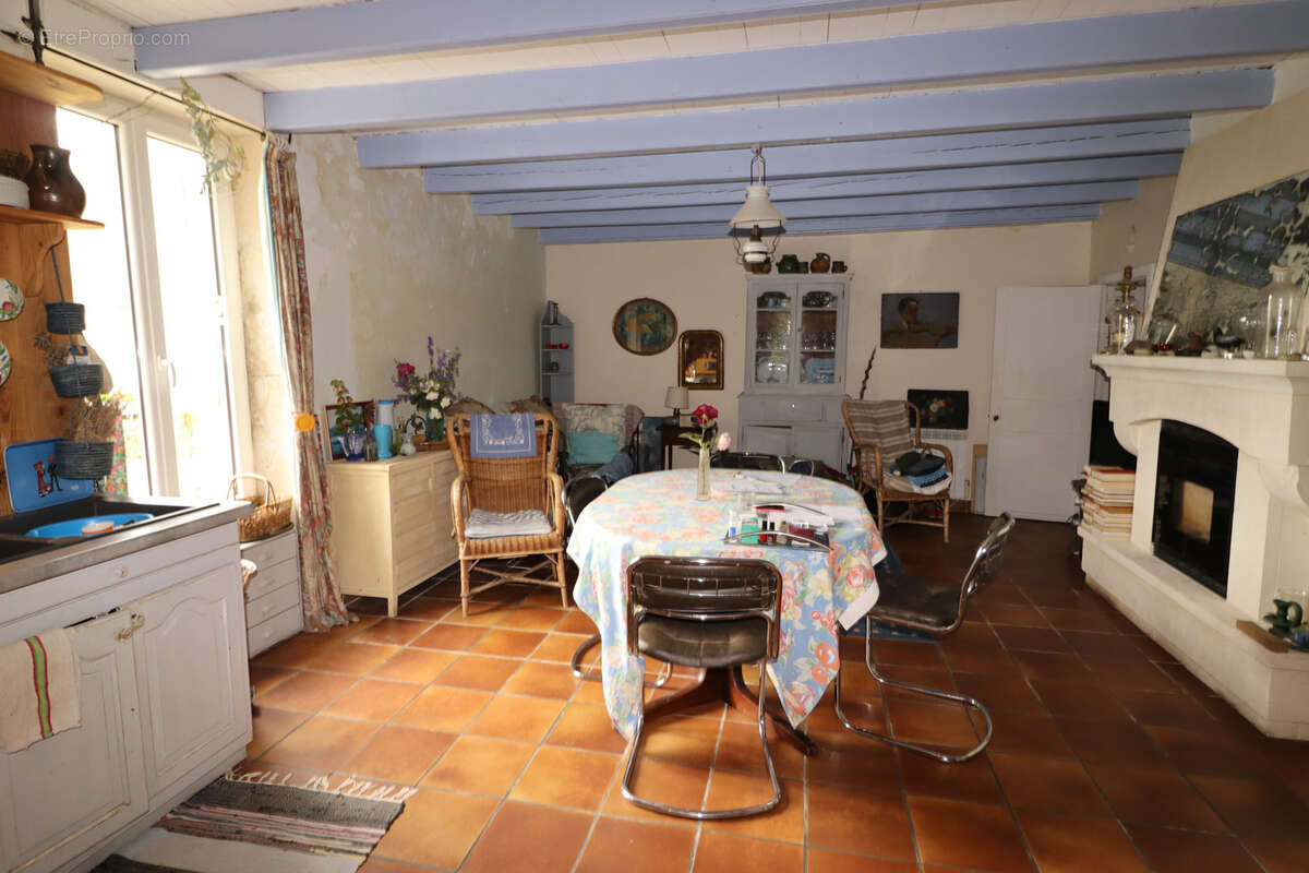 Maison à ARCES