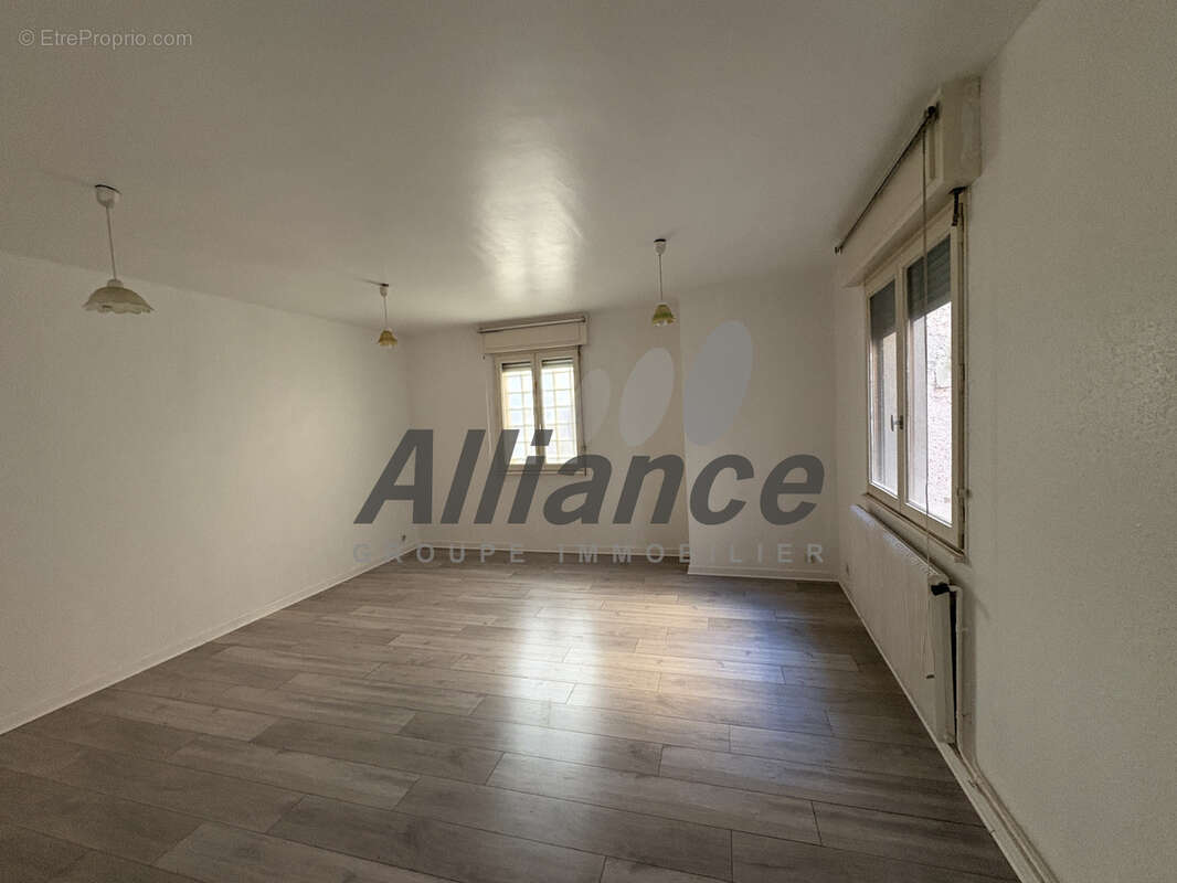 Appartement à LUXEUIL-LES-BAINS