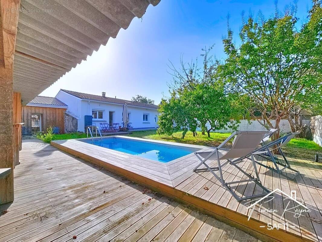 Photo 1 - Maison à BLANQUEFORT