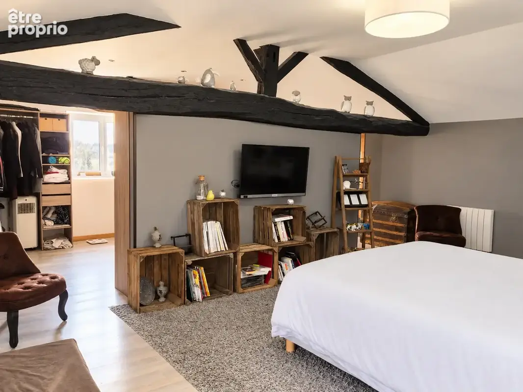 Propriete singuliere de  325 m2 habitables // 30 mn poitiers/chatellerault - photo 9
