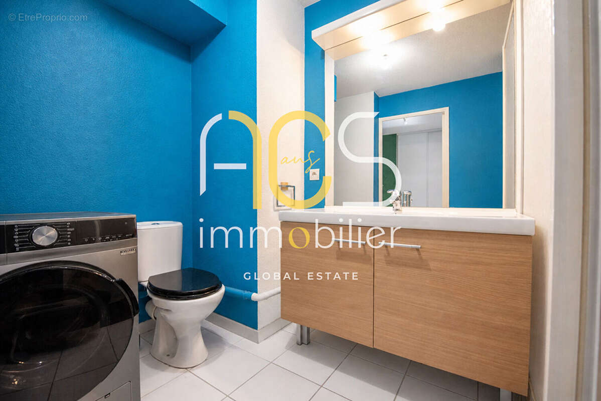 Appartement à CHATEAUNEUF-LES-MARTIGUES