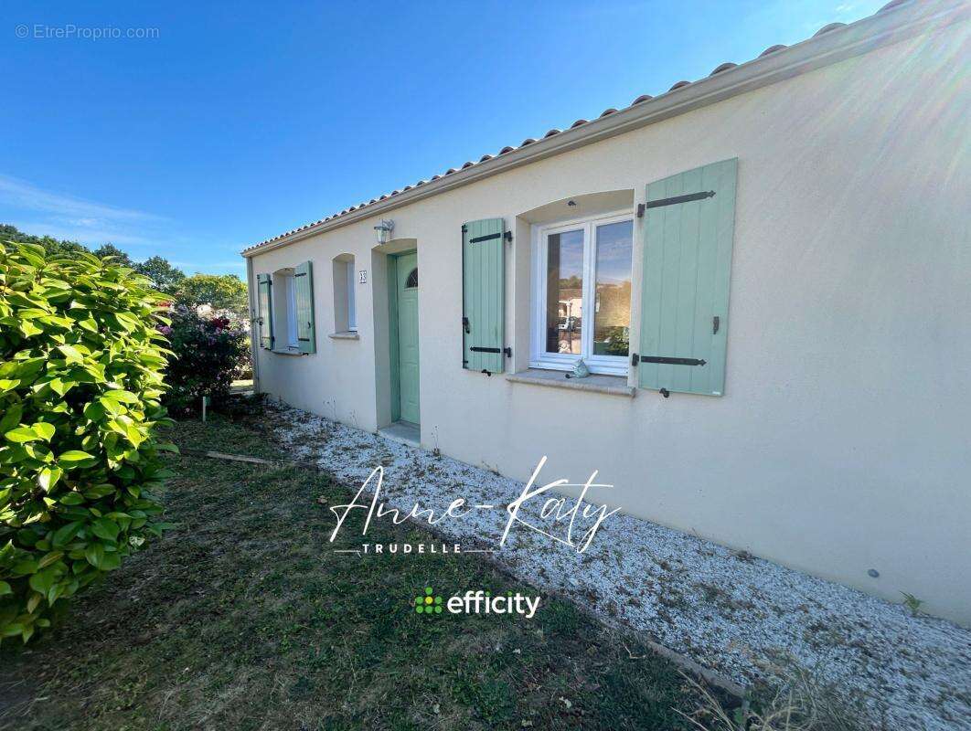 Maison à AIZENAY