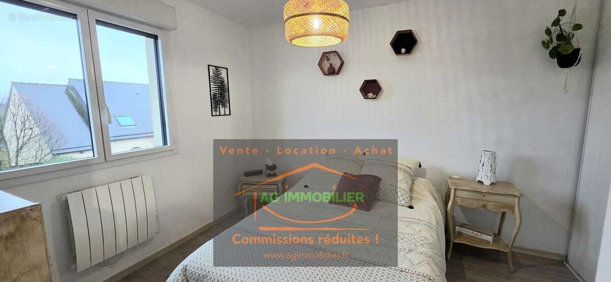 Chambre 1 à l'étage - Maison à GEVEZE