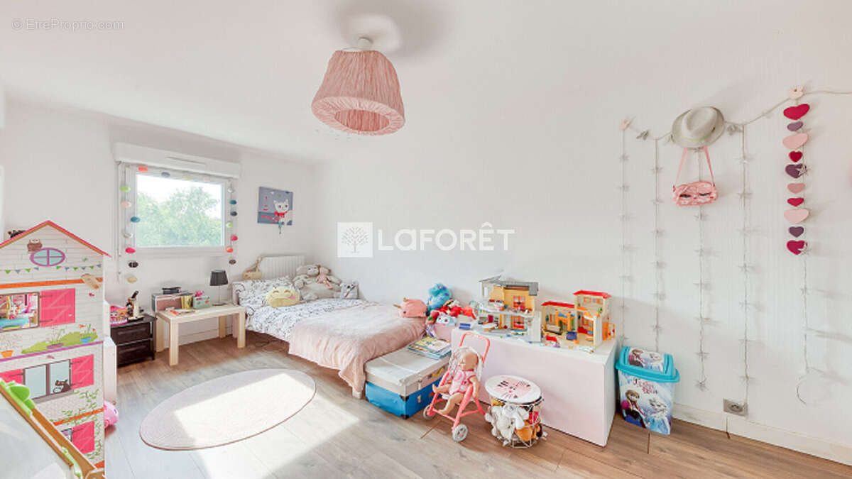 Appartement à ROISSY-EN-BRIE