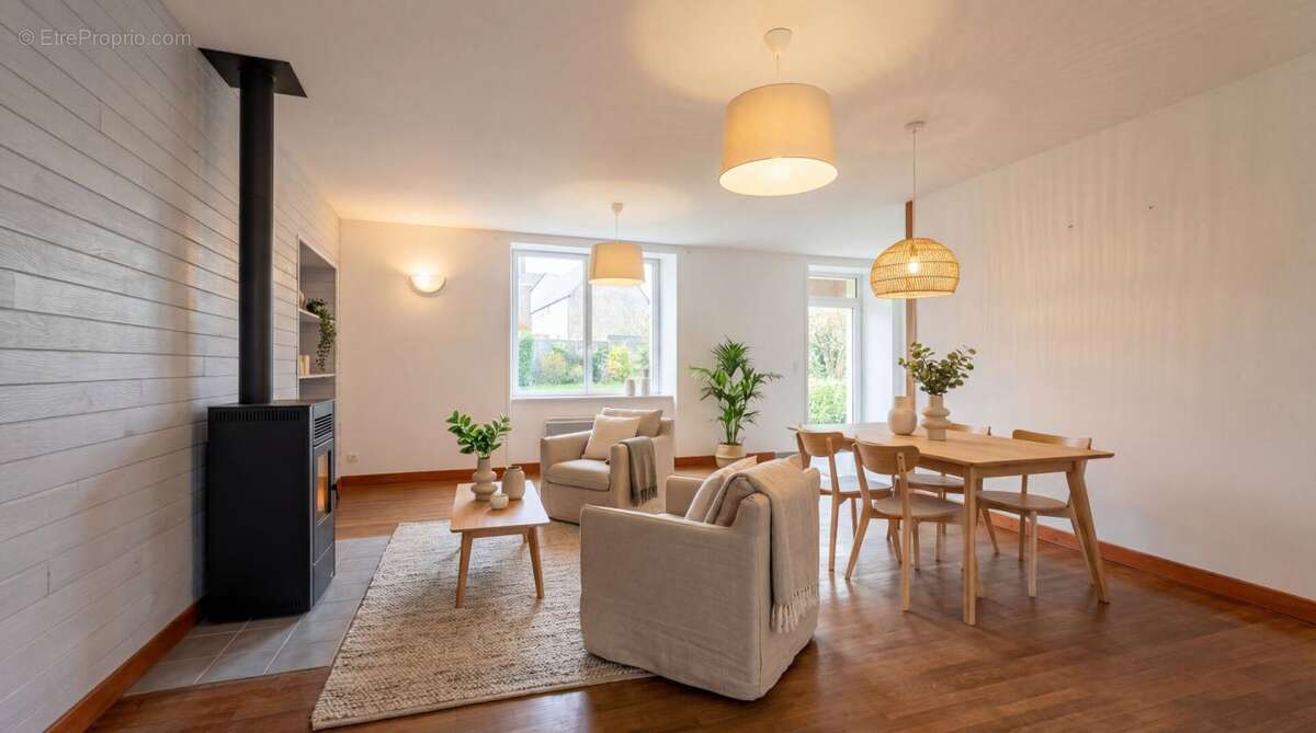 Pleubian ,deux logements indépendants , 184 m² ,5 chambres ,terrain 807 m² - photo 9