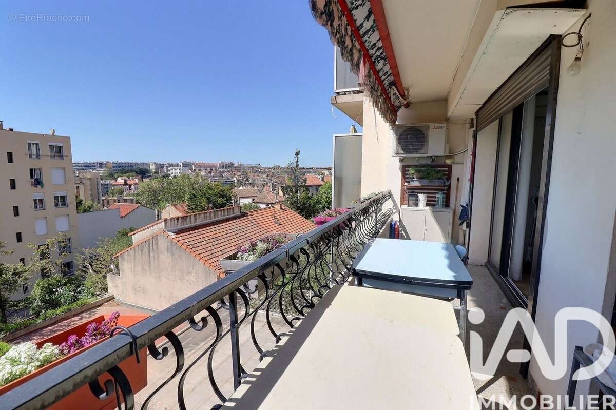 Photo 4 - Appartement à MARSEILLE-4E