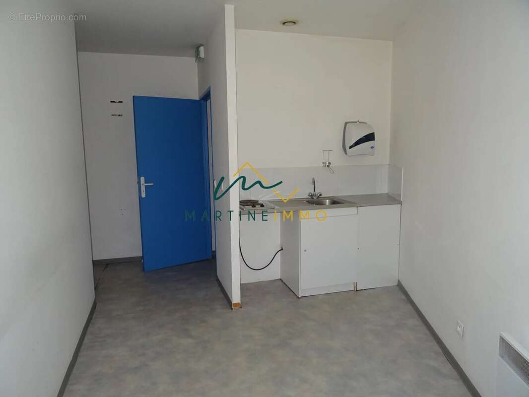 A vendre entrepot a miramont de guyenne (47800) - photo 8