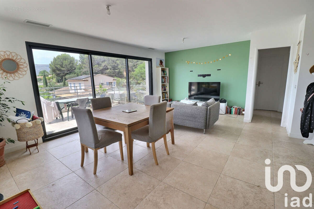 Photo 6 - Maison à ROQUEVAIRE