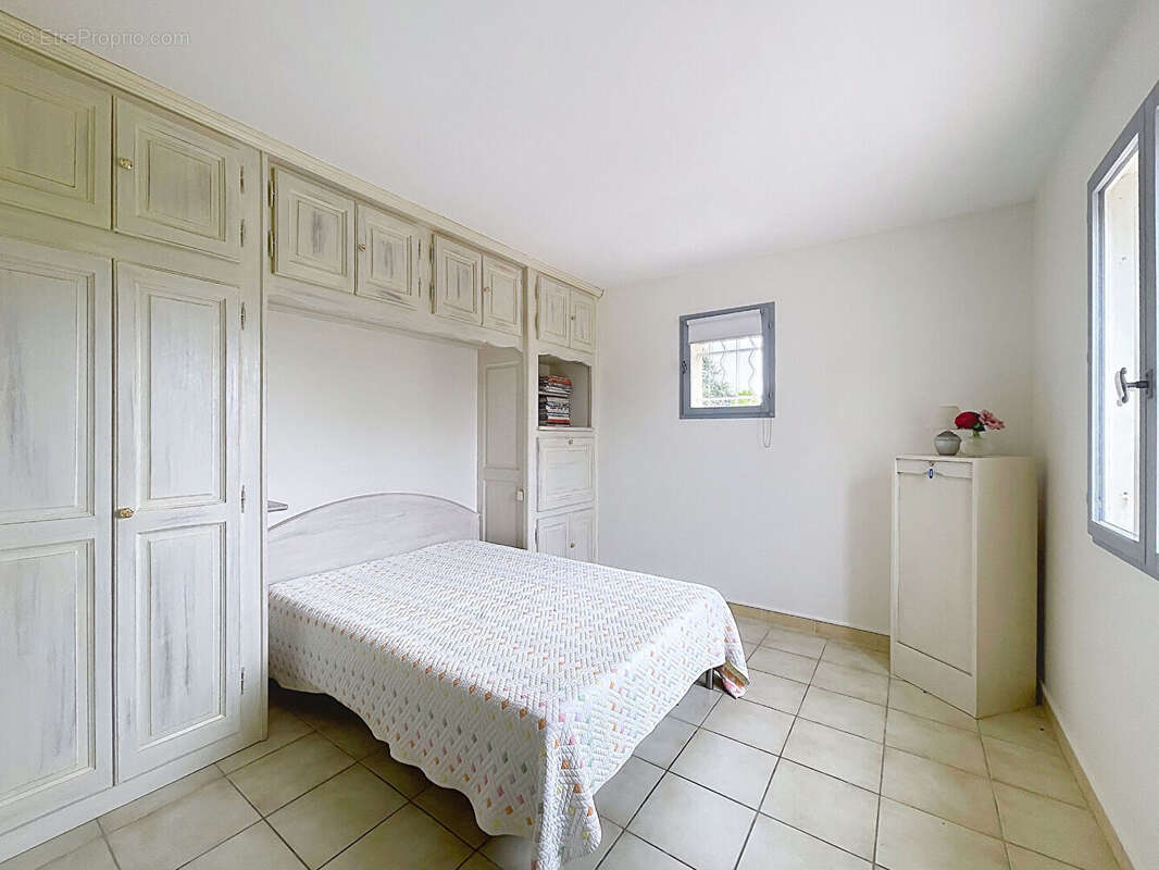 Maison à PIERREVERT