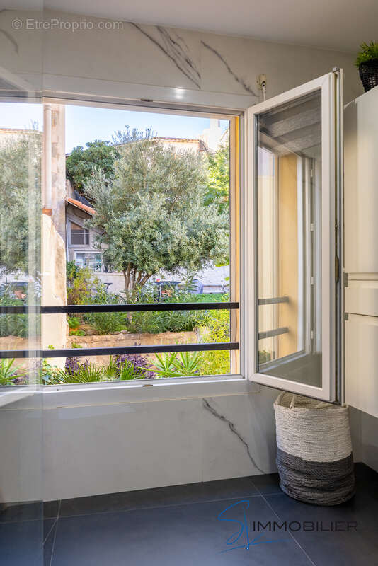 Maison à MARSEILLE-6E