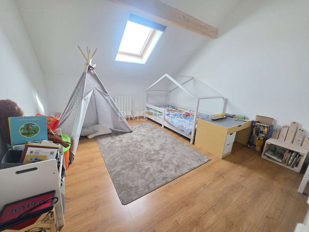 Maison 123 m² à Coutiches  - photo 8