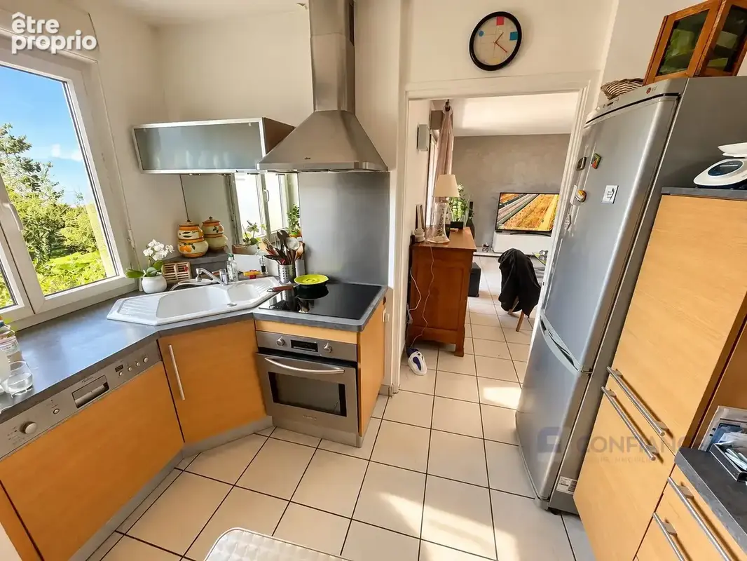 Appartement 4 pièces 78 m² à vendre à Francheville (69340) - photo 2