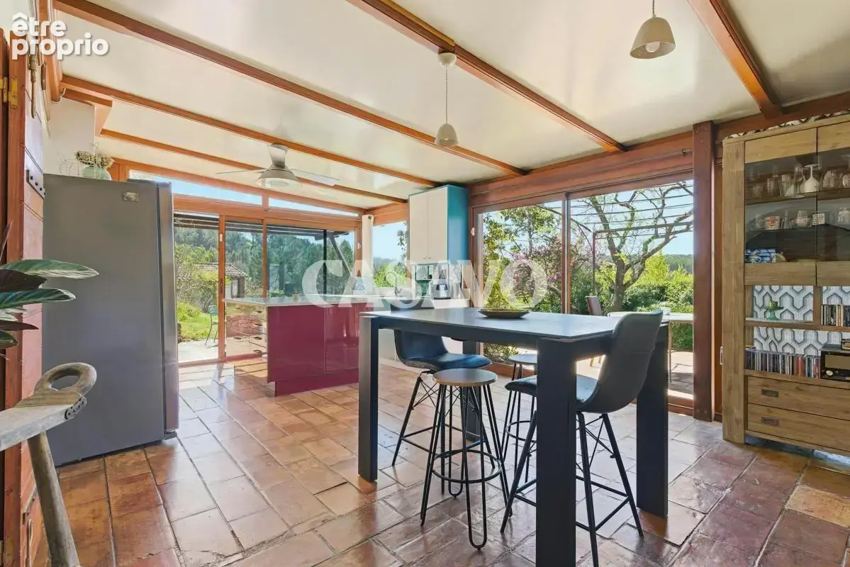 Vente Maison 7 pièces de 162m² - 13840 Rognes - photo 9
