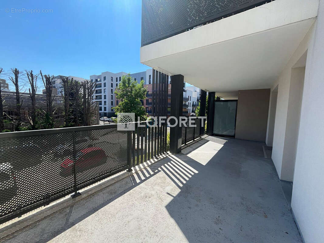 Appartement Cergy 3 pièce(s) 68.97 m2 - photo 9