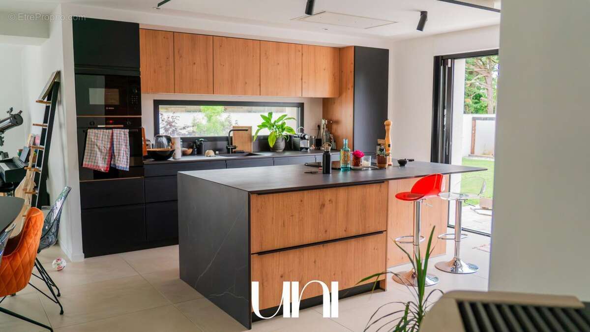 Maison 6 pièces de 220 m2 de plain pied avec terrasse-CAEN - photo 8