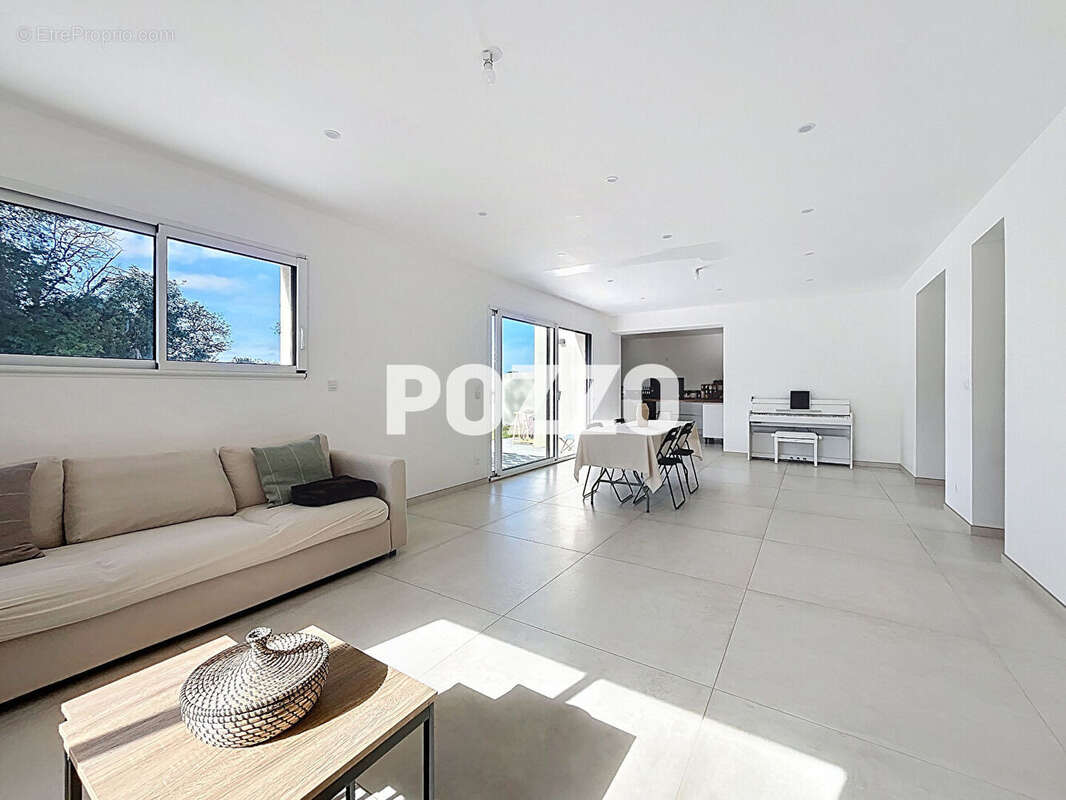 Maison à BIEVILLE-BEUVILLE