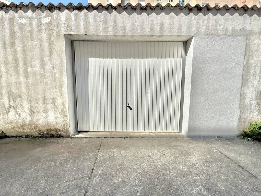 Parking à SARI-SOLENZARA