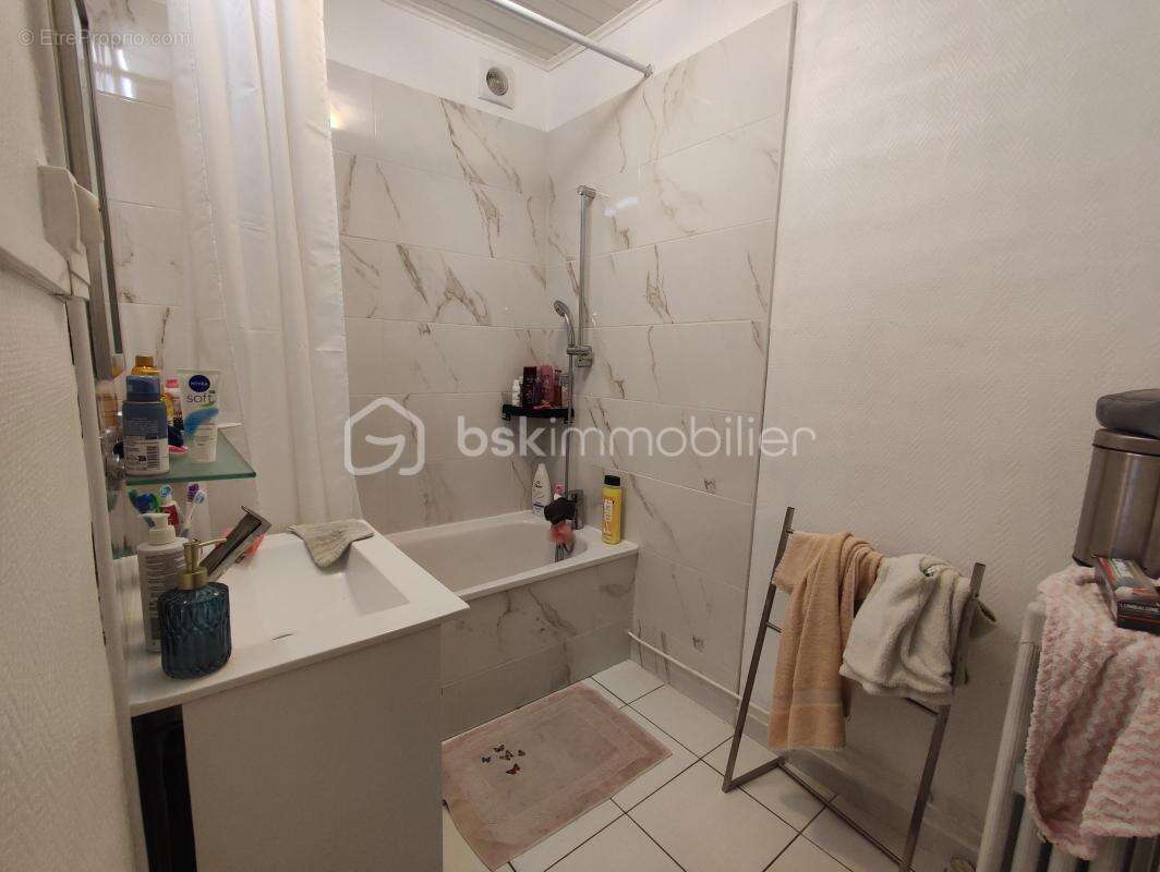  Belle maison familiale aux volumes généreux – Un cadre de vie idéal !A Neuvy-Sautour - photo 6
